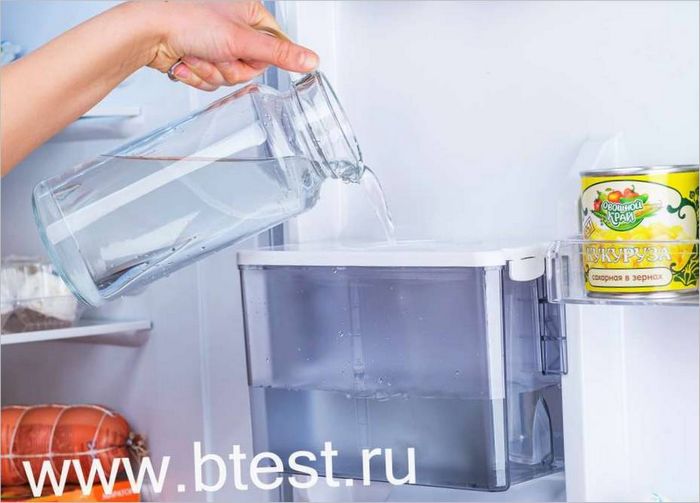 Ascoli fridge - dispenser container