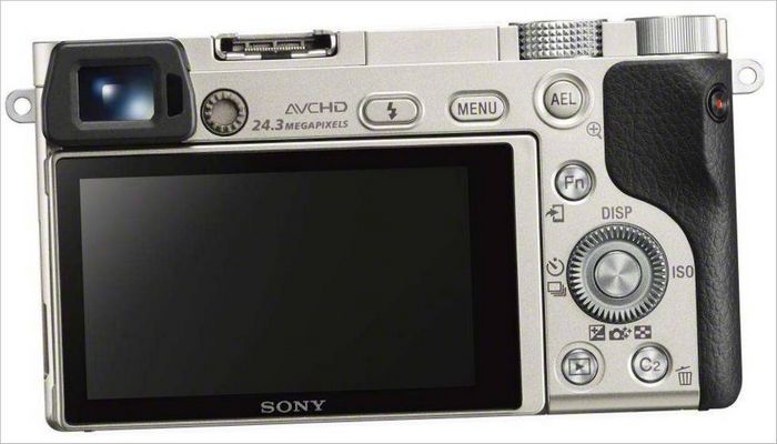 The Sony α6000 mirrorless camera - display
