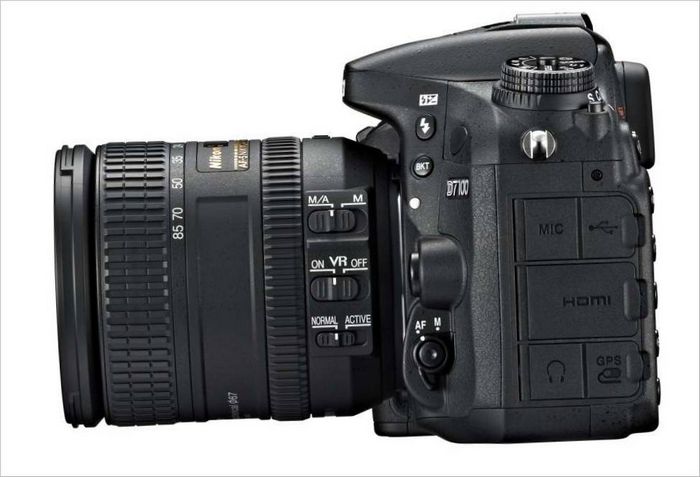 Nikon D7100 SLR camera - left